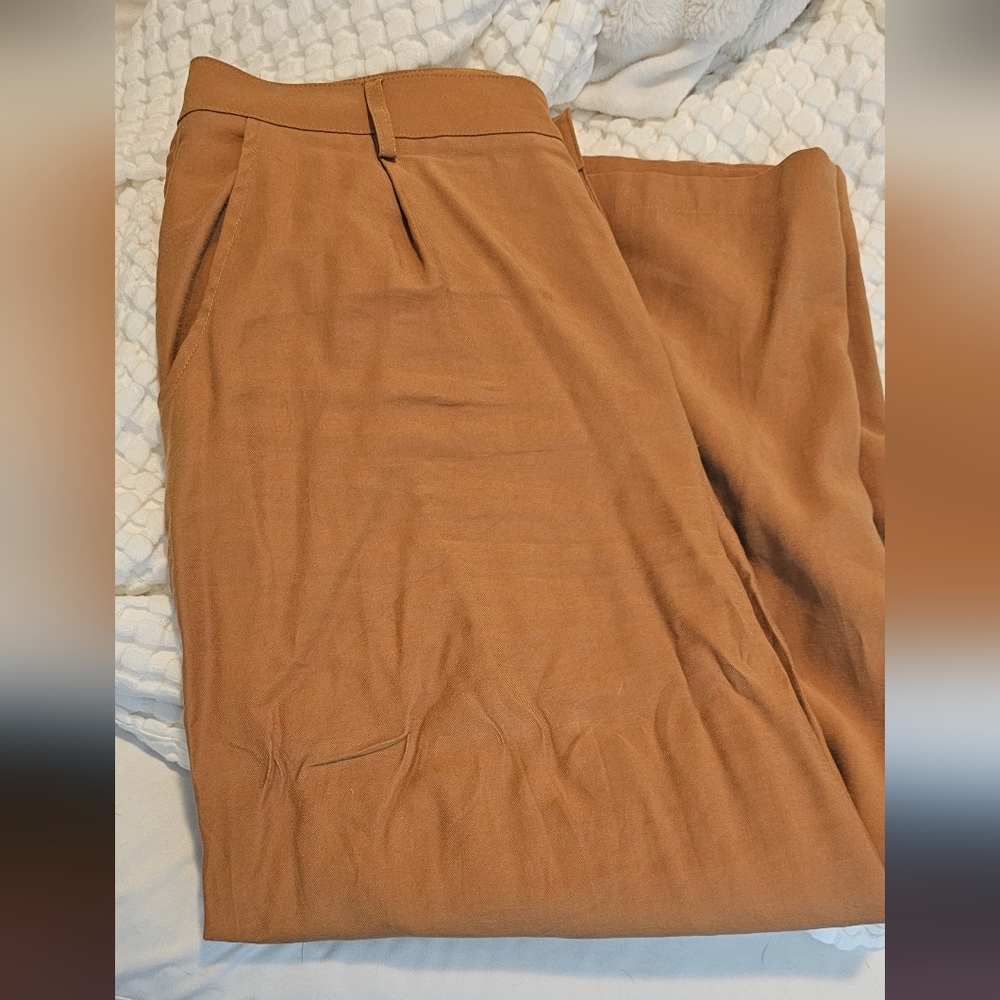 Wide leg Pants
